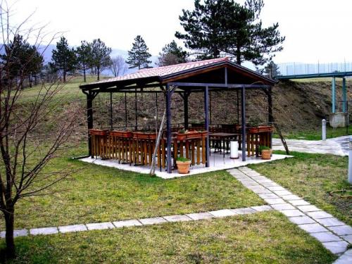 Nadstrešnice